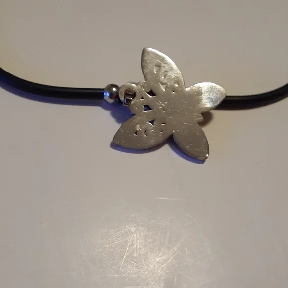 Butterfly Necklace Nice Pendant Claw Adjustable Clasp - Picture 3 of 5